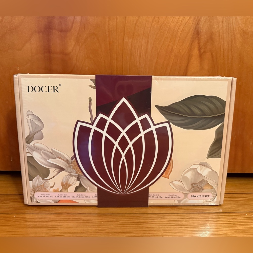 Docer 11 piece Citrus Tango Spa Kit Set